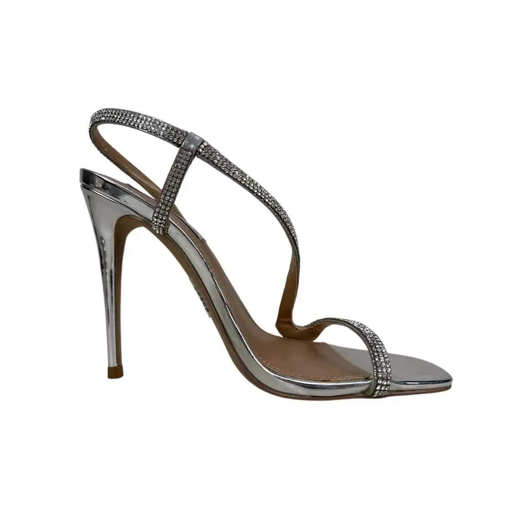 Steve Madden step into